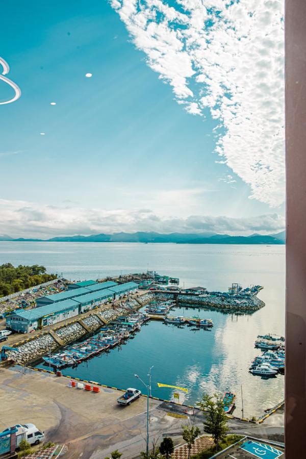 Ocean Marina Suite View Йосу Екстер'єр фото